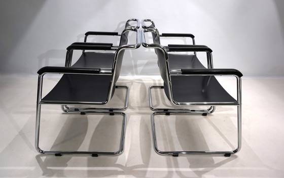 Image 1 of Set van 4 vrijdragende Bauhaus eetkamerstoelen, 1980