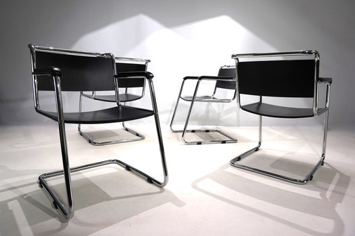 Set van 4 vrijdragende Bauhaus eetkamerstoelen, 1980