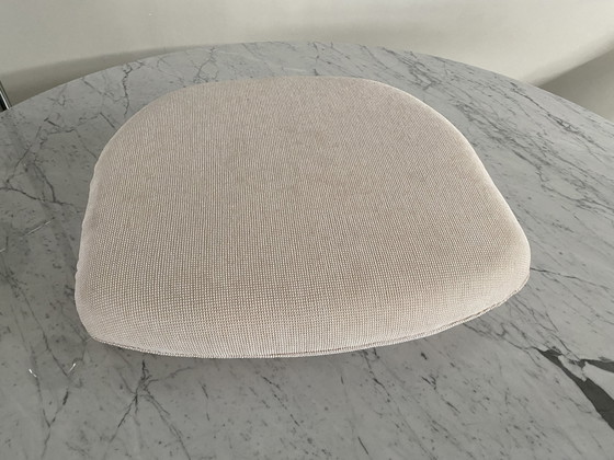 Image 1 of 2x Vervangend Kussen Tulip Armchair - Creme kleur