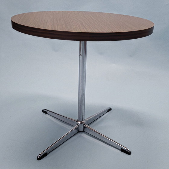 Image 1 of Vintage bijzettafel