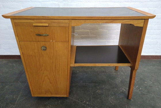 Image 1 of  Vintage Bureau Op Wielen - Duitsland