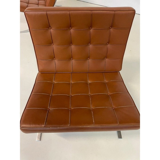 Image 1 of Paar vintage bruin lederen Barcelona fauteuils van Mies Van Der Rohe voor Knoll
