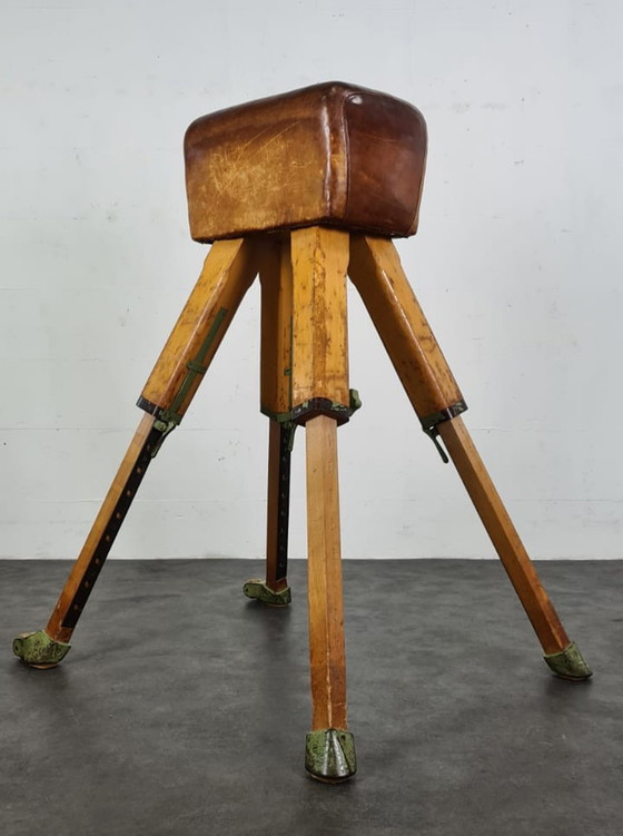 Image 1 of Vintage turnbok