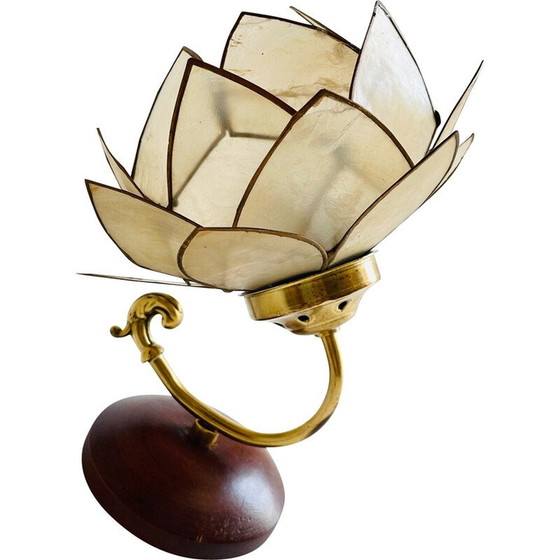 Image 1 of Vintage bloemenwandlamp van parelmoer en messing