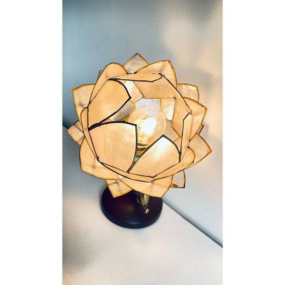 Image 1 of Vintage bloemenwandlamp van parelmoer en messing