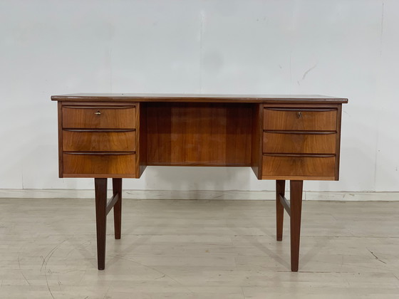 Image 1 of Deens teak bureau bureau vintage