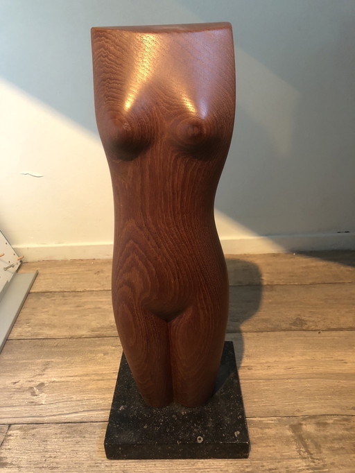 Houten Torso Vrouw Op Marmeren Voet, Wim Mors 