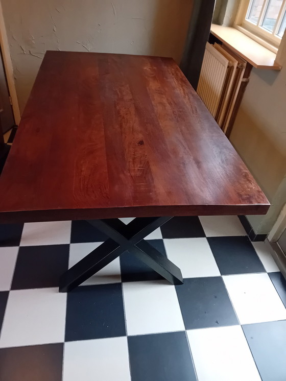 Image 1 of Nieuwe Eettafel 