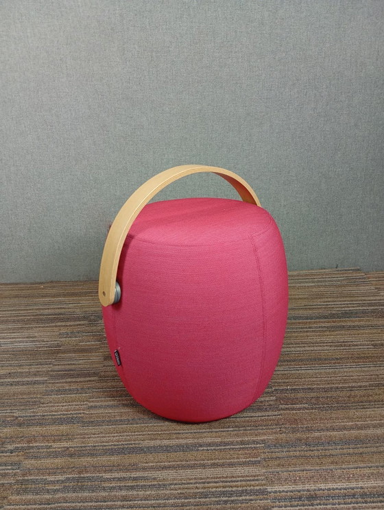 Image 1 of 1X Offecct Carry On Poef