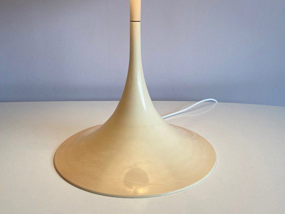 Image 1 of Verner Panton Panthella D.50Cm Louis Poulsen lamp