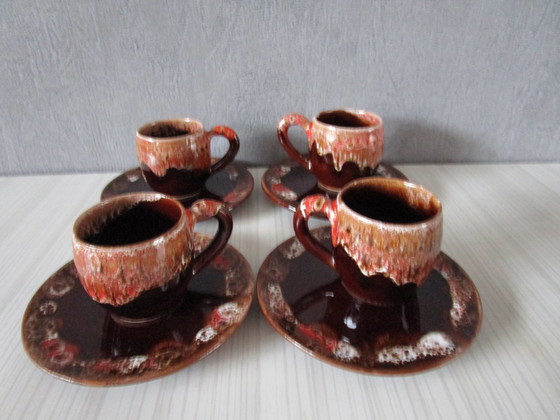 Image 1 of Vallauris Koffieservies - Rood Roze En Bruin Geëmailleerd Terracotta (Circa 1950)