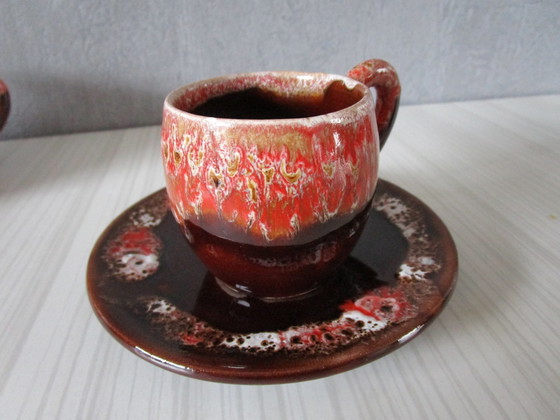 Image 1 of Vallauris Koffieservies - Rood Roze En Bruin Geëmailleerd Terracotta (Circa 1950)