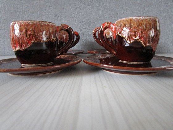 Image 1 of Vallauris Koffieservies - Rood Roze En Bruin Geëmailleerd Terracotta (Circa 1950)