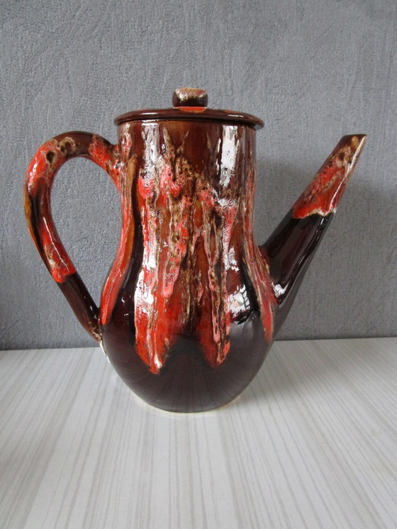 Image 1 of Vallauris Koffieservies - Rood Roze En Bruin Geëmailleerd Terracotta (Circa 1950)