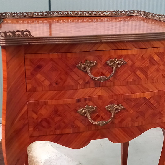 Image 1 of Parquetry Table Ambulante