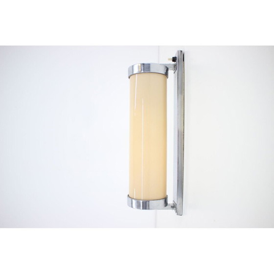 Image 1 of Vintage opaline glazen wandlamp, 1930