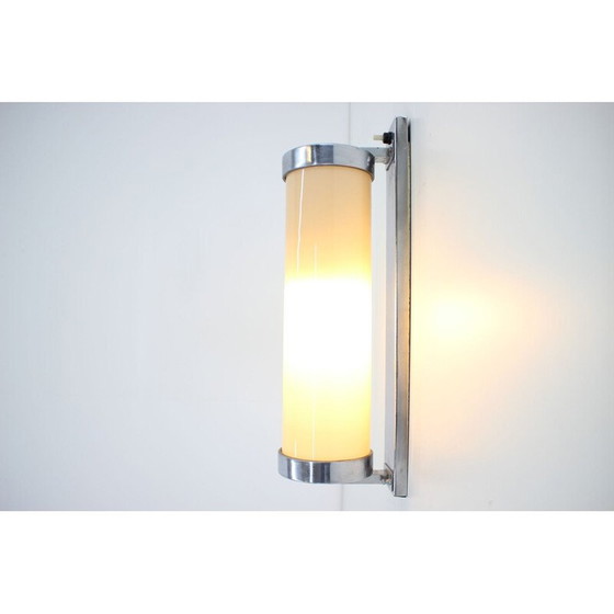 Image 1 of Vintage opaline glazen wandlamp, 1930