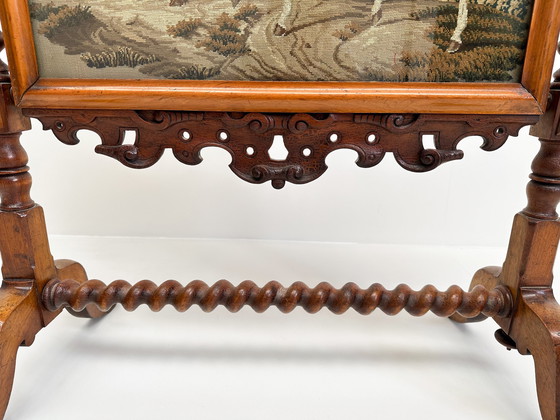 Image 1 of Antiek Victoriaans naaldvilten haardscherm