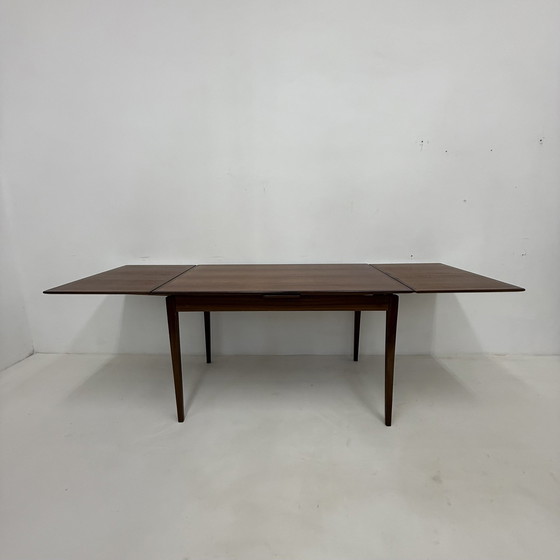 Image 1 of Vintage uitschuifbare houten eettafel , 1960'S