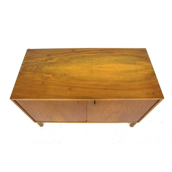 Image 1 of Scandinavisch notenhouten highboard vintage, Zweden 1960