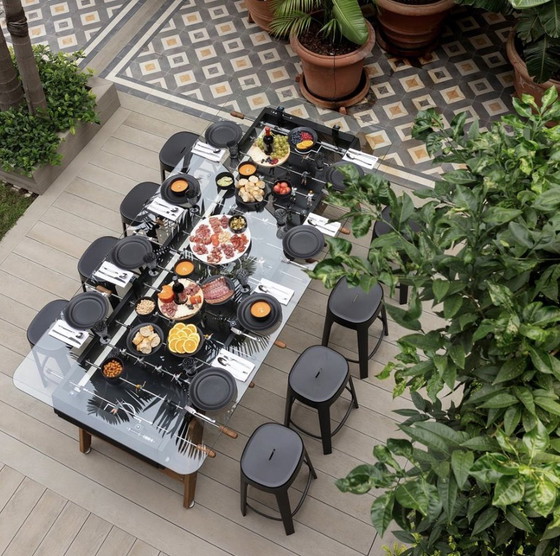 Image 1 of Rs Max Dining Table