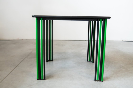 Image 1 of 1980S Vintage zwart en groene eettafel - gedurfd Italiaans ontwerp