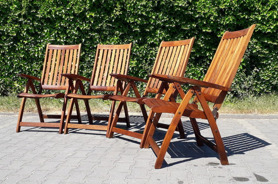 Image 1 of 4 Teak and Garden Ocean Recliners, inklapbaar