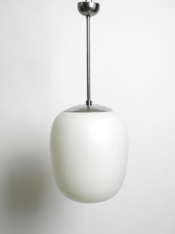 Image 1 of Mid Century Modernistische XL Wagenfeld glazen hanglamp Düren