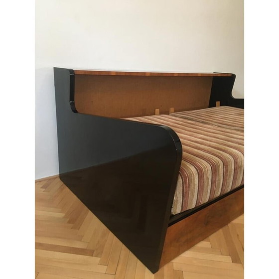 Image 1 of Vintage stretch sofa van Jindrich Halabala, 1940