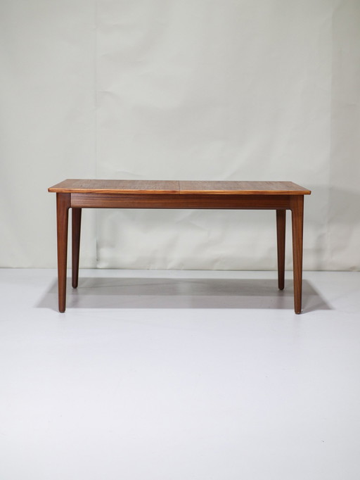 Eettafel Uitschuifbaar Deens Design Vintage Teak