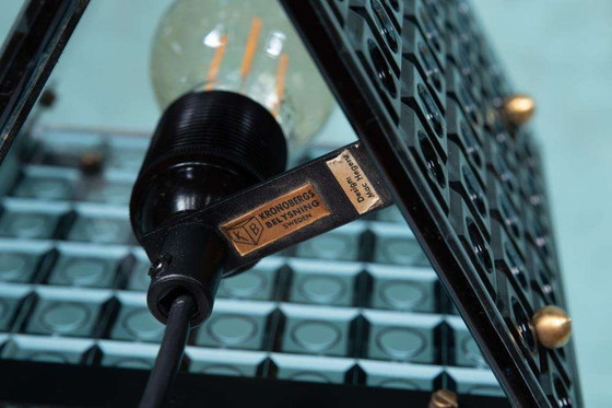 Image 1 of Midmod 3hoek hanglamp glas, smoked glass Kronobergs pendant