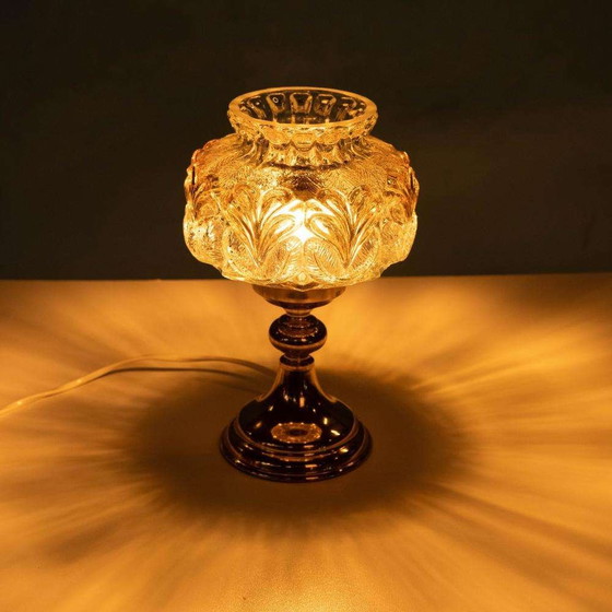 Image 1 of Vintage glazen 60s schemerlamp messing, Swedish glass lamp