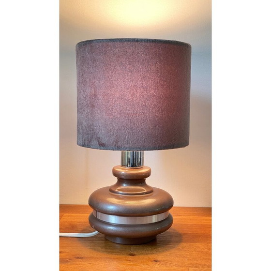 Image 1 of Vintage geëmailleerde keramische lamp omringd door aluminium, 1970