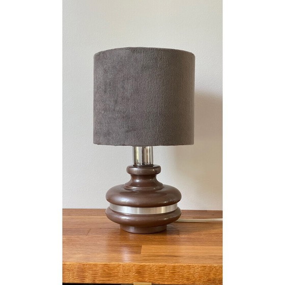 Image 1 of Vintage geëmailleerde keramische lamp omringd door aluminium, 1970