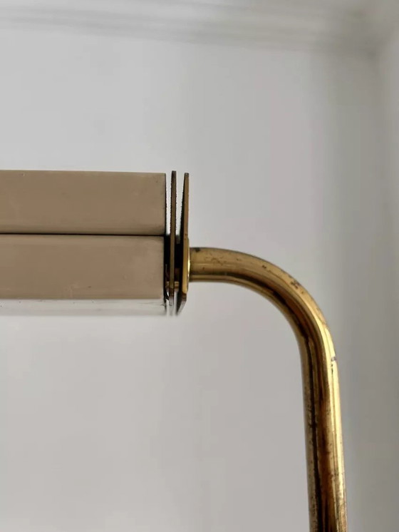 Image 1 of Vintage vloerlamp, massief messing en crème gelakt metaal, Italië 1970