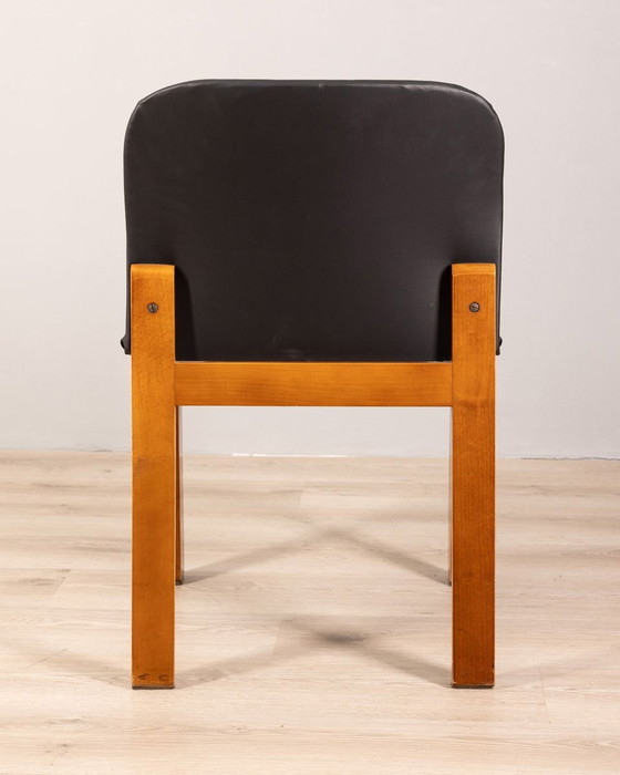 Image 1 of Set van 4 Vintage Italiaanse stoelen in zwart leer, 1970