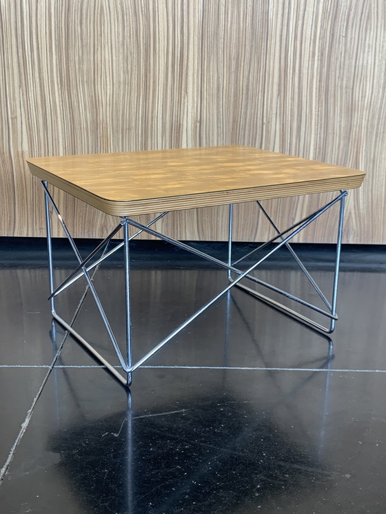 Image 1 of Vitra Eames LTR goldleaf table