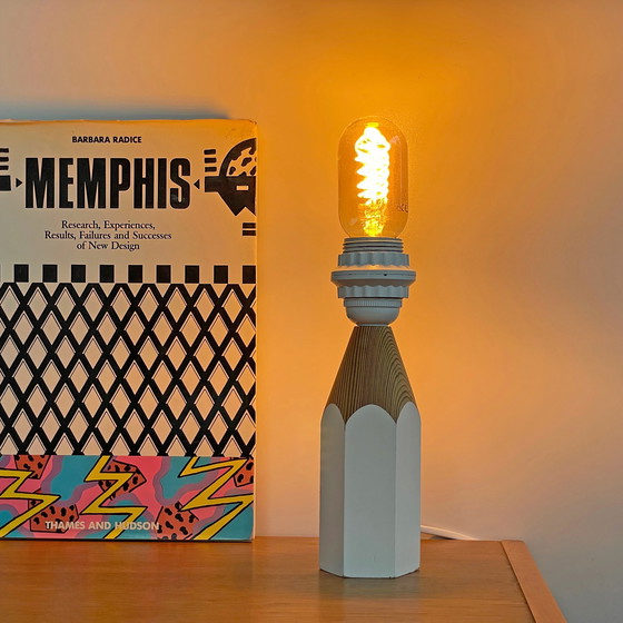 Image 1 of Vintage lamp potlood