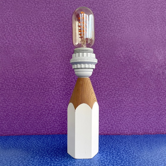 Image 1 of Vintage lamp potlood