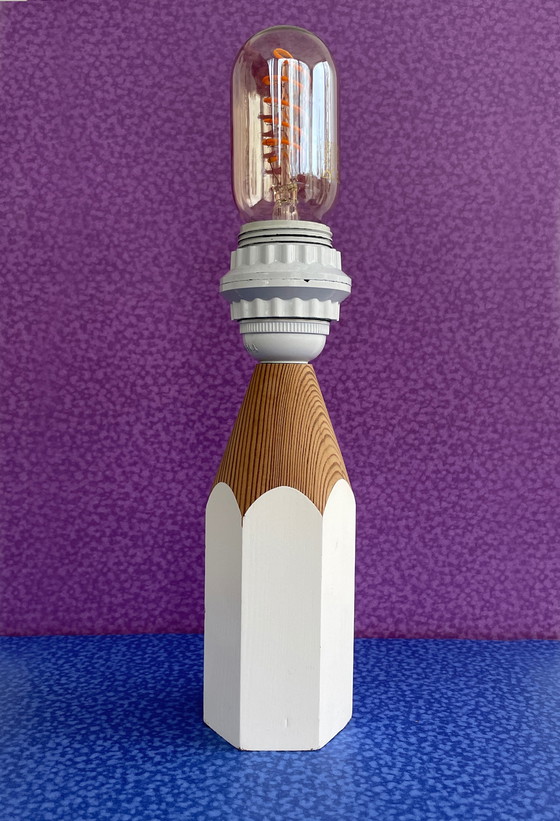 Image 1 of Vintage lamp potlood