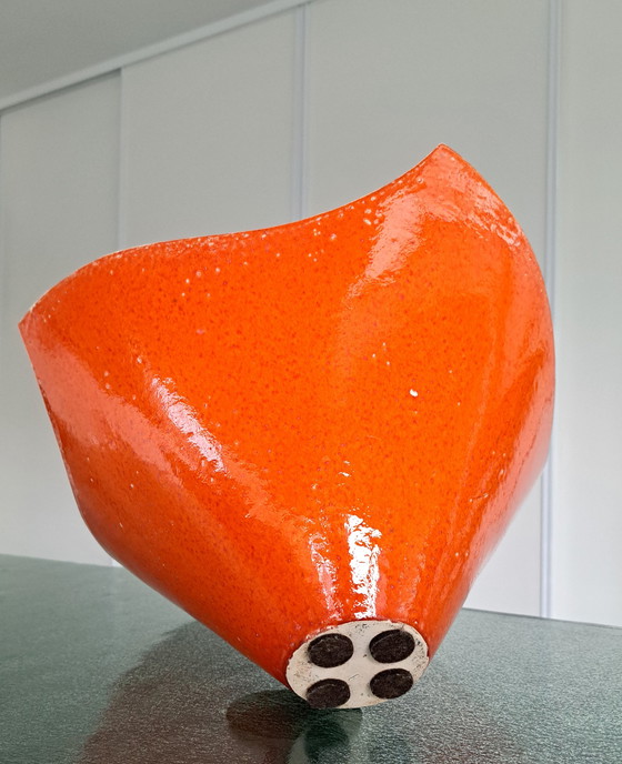 Image 1 of Vintage 'zakdoek' freeform keramiek vaas