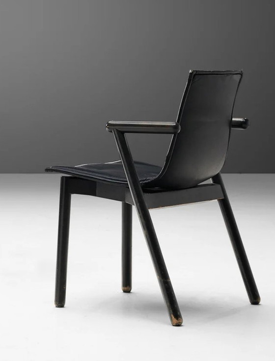 Image 1 of 6x Cassina Magistretti Eetkamerstoelen