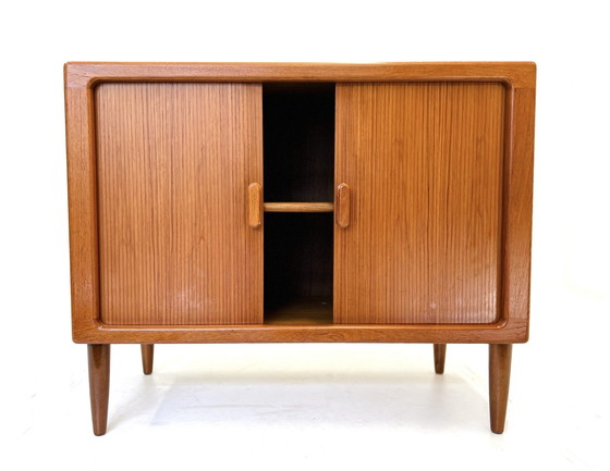 Image 1 of Dyrlund sideboard jaren ‘70