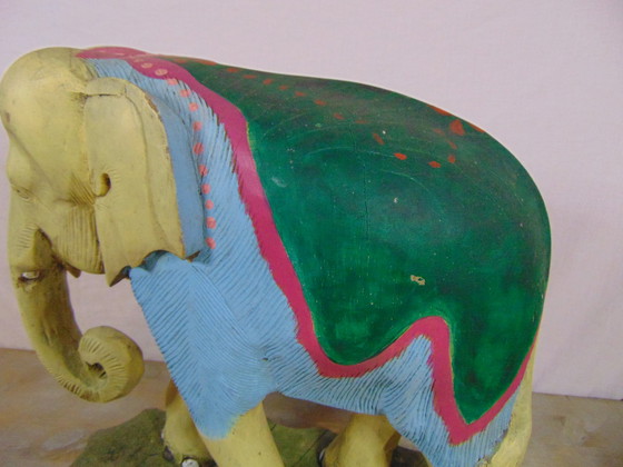 Image 1 of Vintage houten olifant