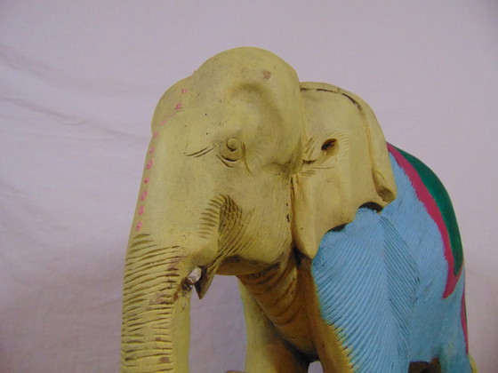 Image 1 of Vintage houten olifant