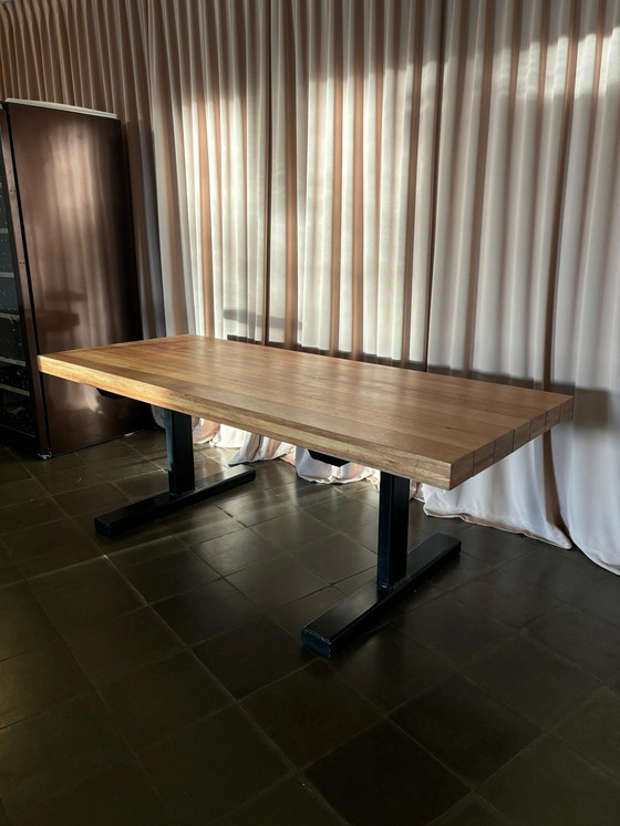 Image 1 of Eiken Eettafel Met Stalen Poot