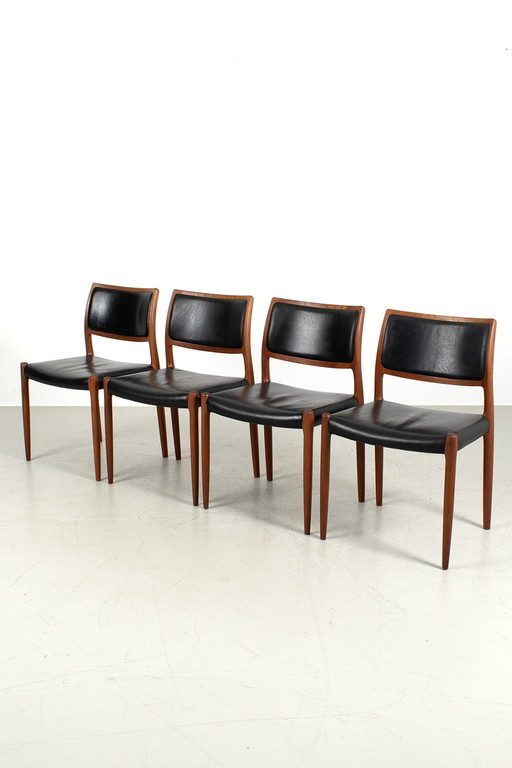 Set van 4 Møller eetkamerstoelen