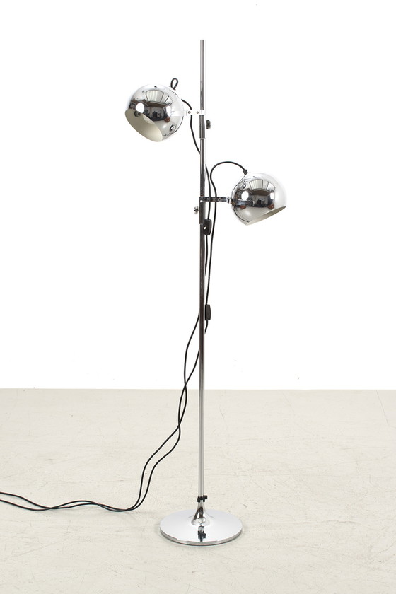 Image 1 of Vintage chromen vloerlamp