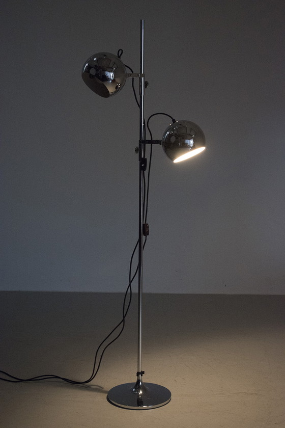 Image 1 of Vintage chromen vloerlamp
