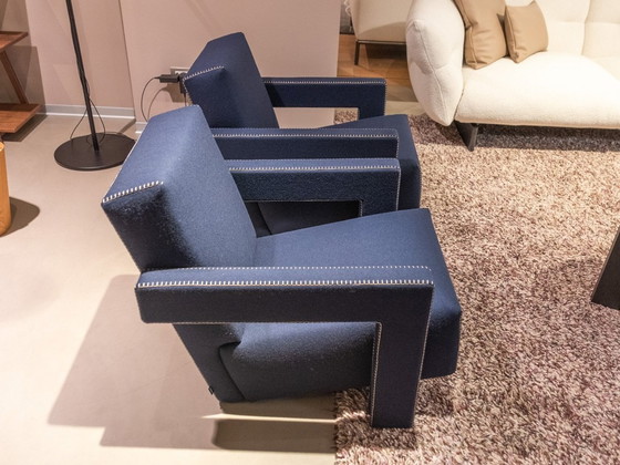 Image 1 of Cassina Fauteuil 637 Utrecht (Nieuw-Nooit Gebruikt) In Blauw Wol.